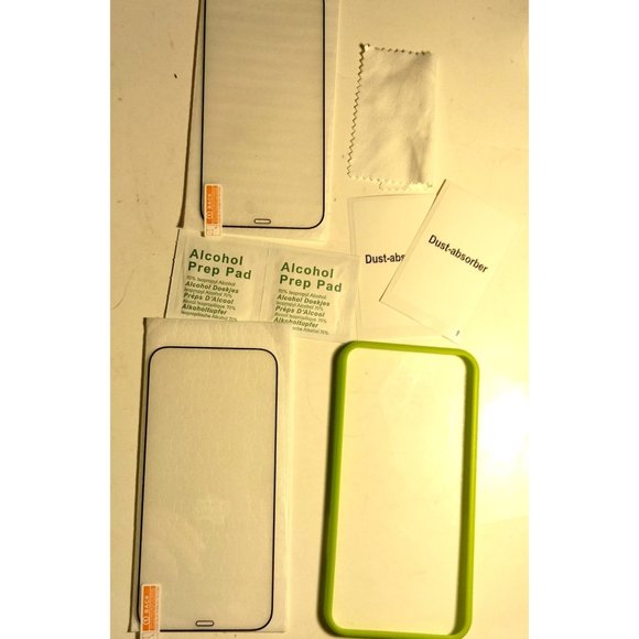FILUV Screen Protector Tempered Glass iPhone  2020 6 inch - Picture 2 of 9